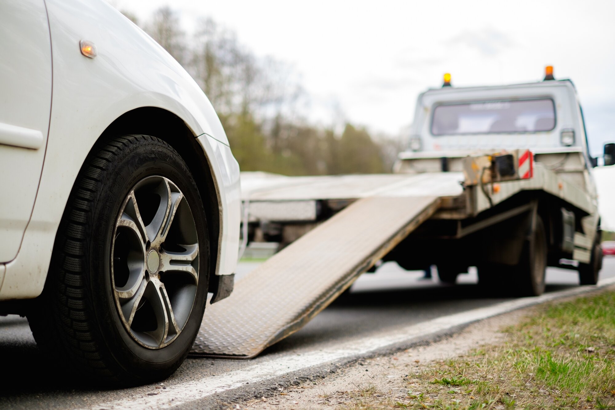 Ignoring Car Warning Signs Can Lead to Vehicle Towing Services