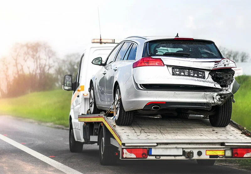 Towing vs Roadside Repair