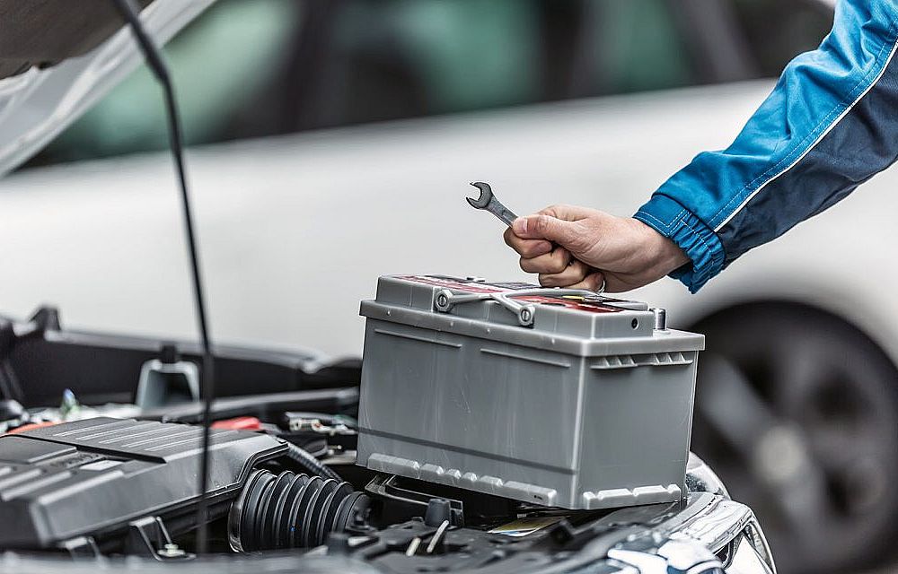 How Qatar's Summer Heat Affects Car Batteries